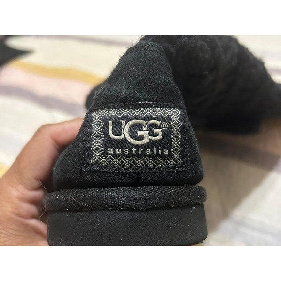 UGG Australia Lattice Cardy Boot Womens 6 Black Knit Button Slouch Convertible - Picture 6 of 8